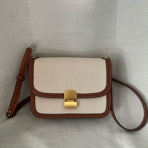 Mango Crossbody with Flap